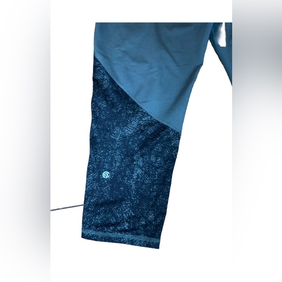 Women Champion Athletic Capri Pants  Work-Out Running Size L - Picture 3 of 4